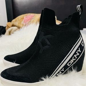 DKNY sneakers high top